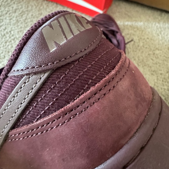 Pre owned NIKE DUNK LOW RETRO PRM - Picture 6 of 6